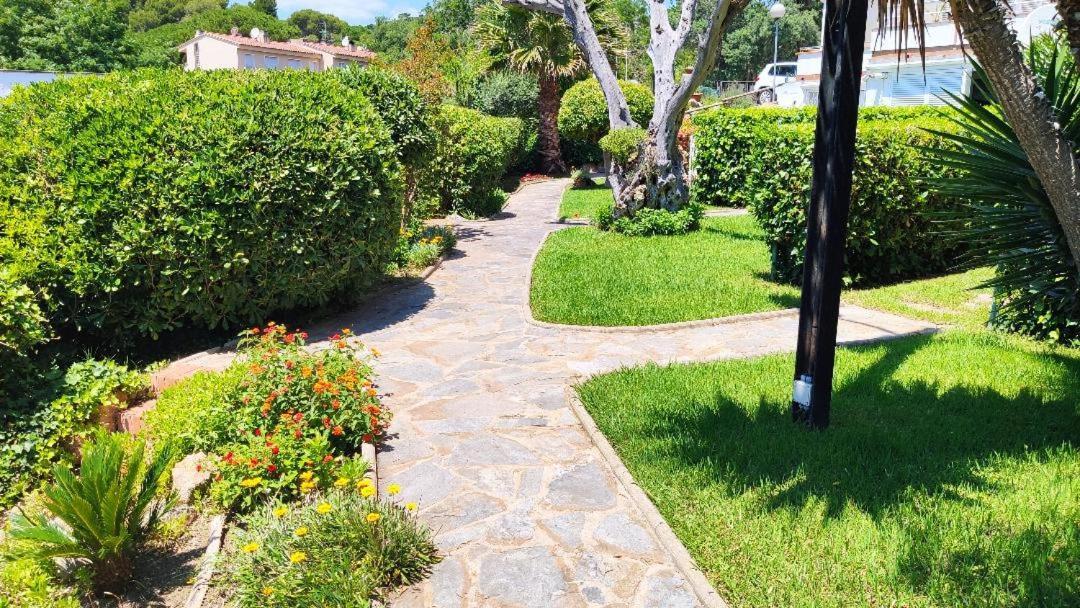 Bonito Apartamento Con Jardin Platja d'Aro Eksteriør billede
